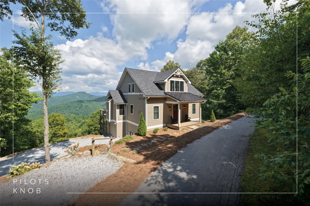 11 Owls Nest Lane Glenville, NC 28736