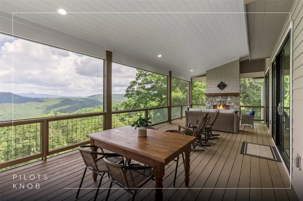 11 Owls Nest Lane Glenville, NC 28736