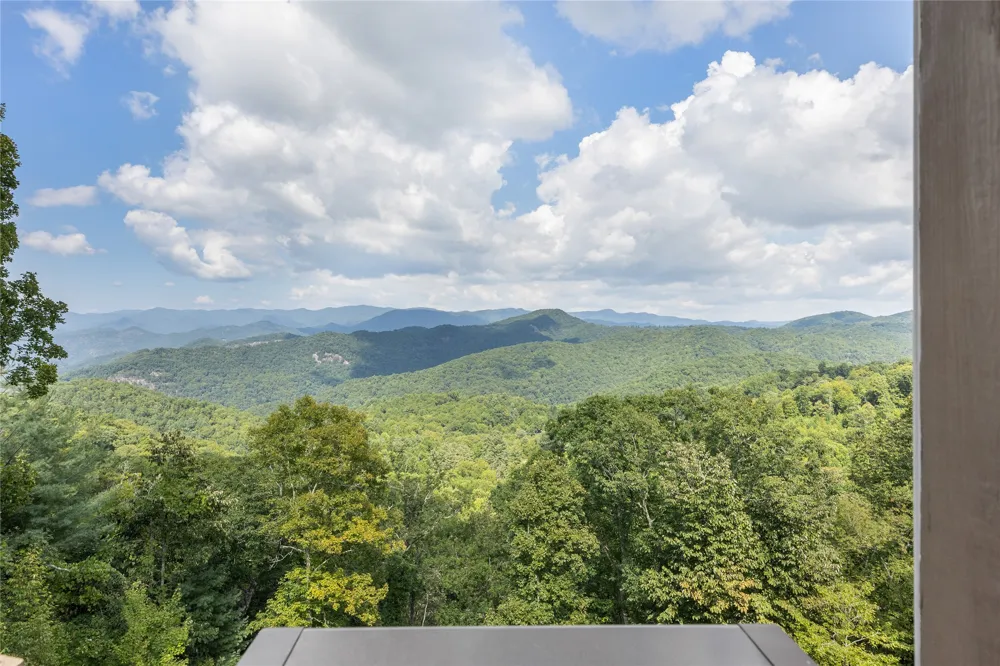 11 Owls Nest Lane Glenville, NC 28736