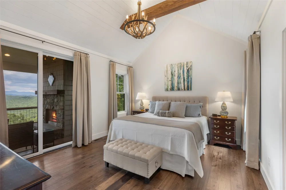 11 Owls Nest Lane Glenville, NC 28736