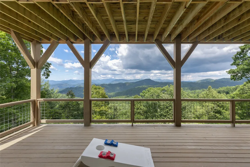 11 Owls Nest Lane Glenville, NC 28736
