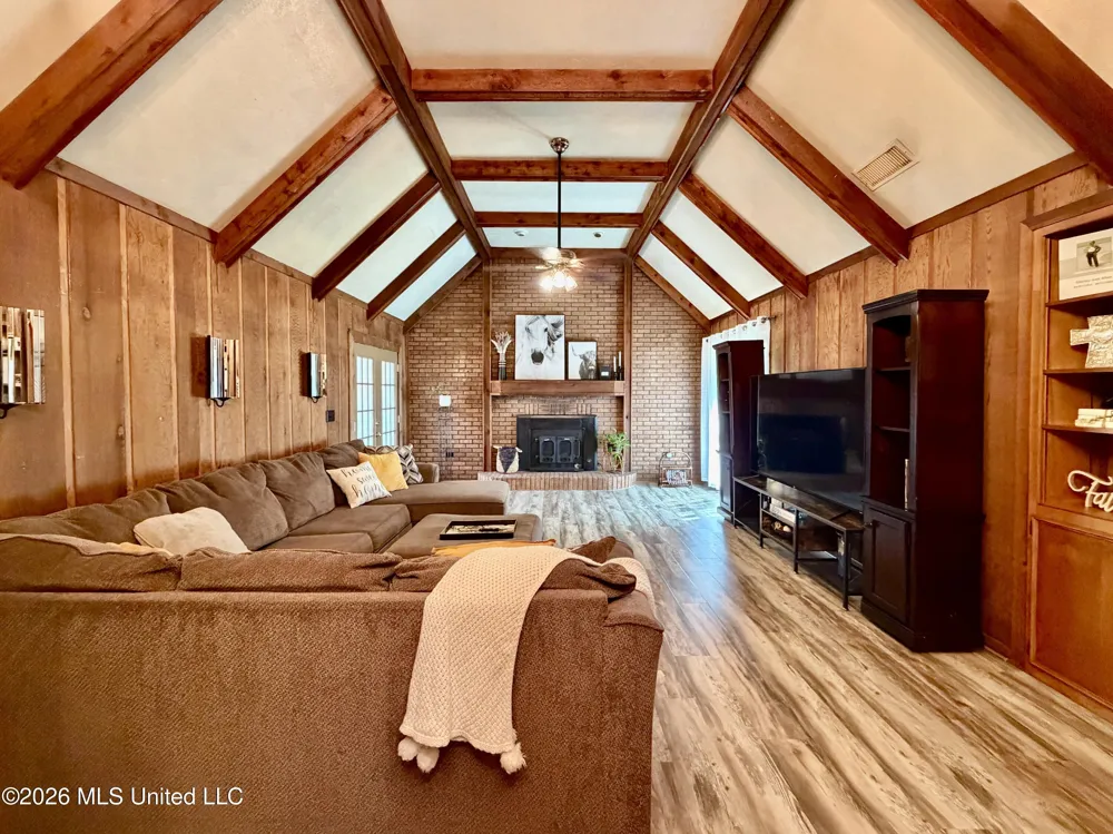 4870 Highway 433 Bentonia, MS 39040