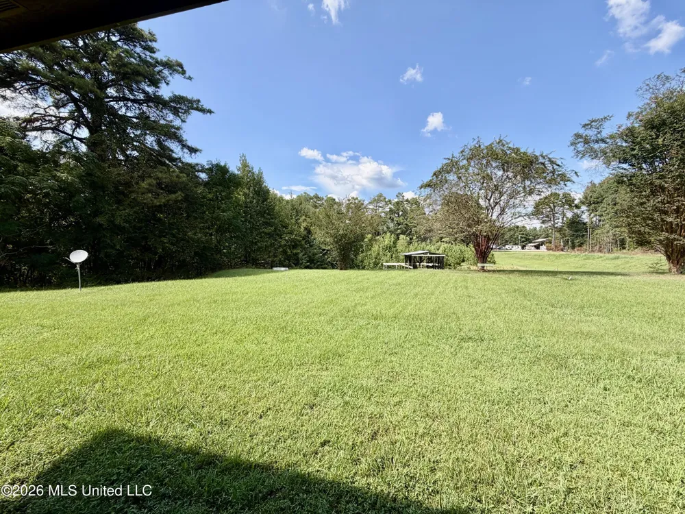 4870 Highway 433 Bentonia, MS 39040