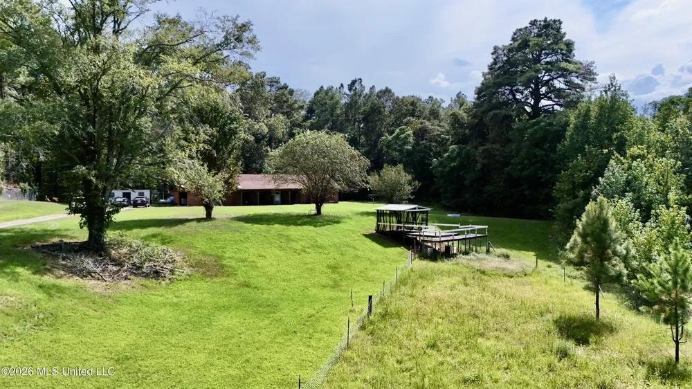4870 Highway 433 Bentonia, MS 39040