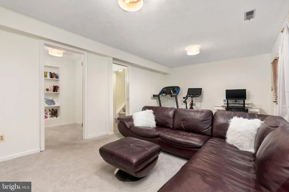 2323 MIDDLE CREEK LANE Reston, VA 20191