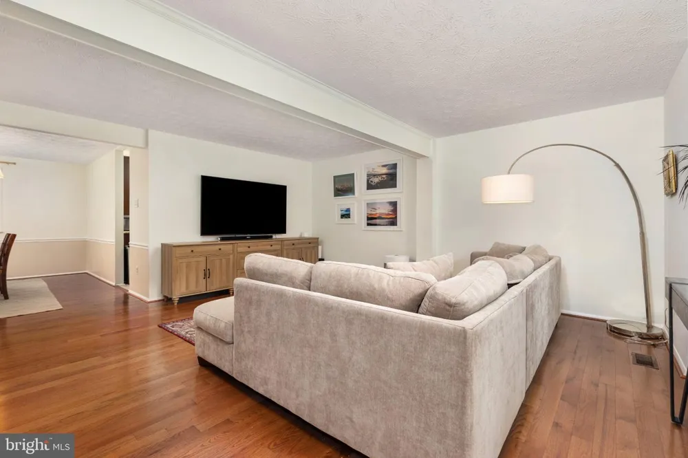 2323 MIDDLE CREEK LANE Reston, VA 20191