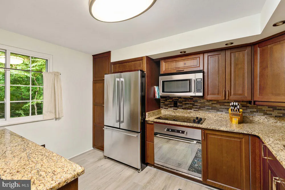 2323 MIDDLE CREEK LANE Reston, VA 20191