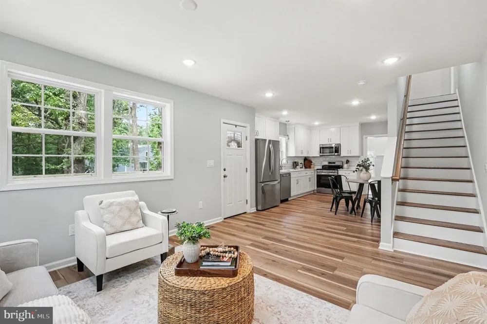 3179 OAKMONT AVENUE Triangle, VA 22172