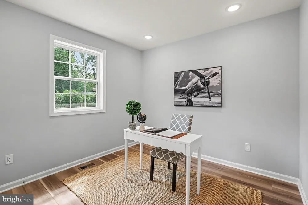 3179 OAKMONT AVENUE Triangle, VA 22172