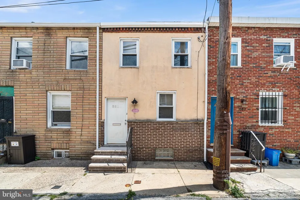 1145 S CLIFTON Philadelphia, PA 19147