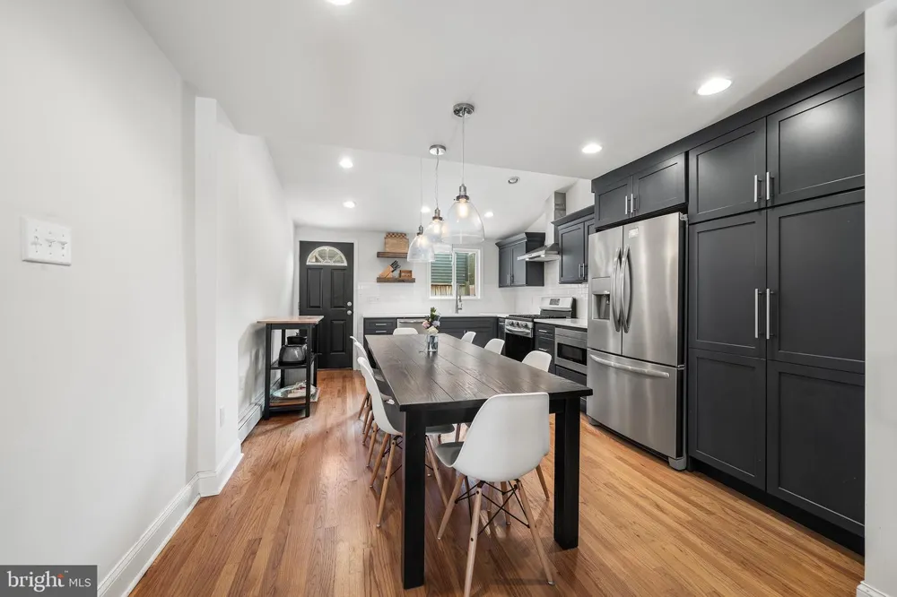 1145 S CLIFTON Philadelphia, PA 19147
