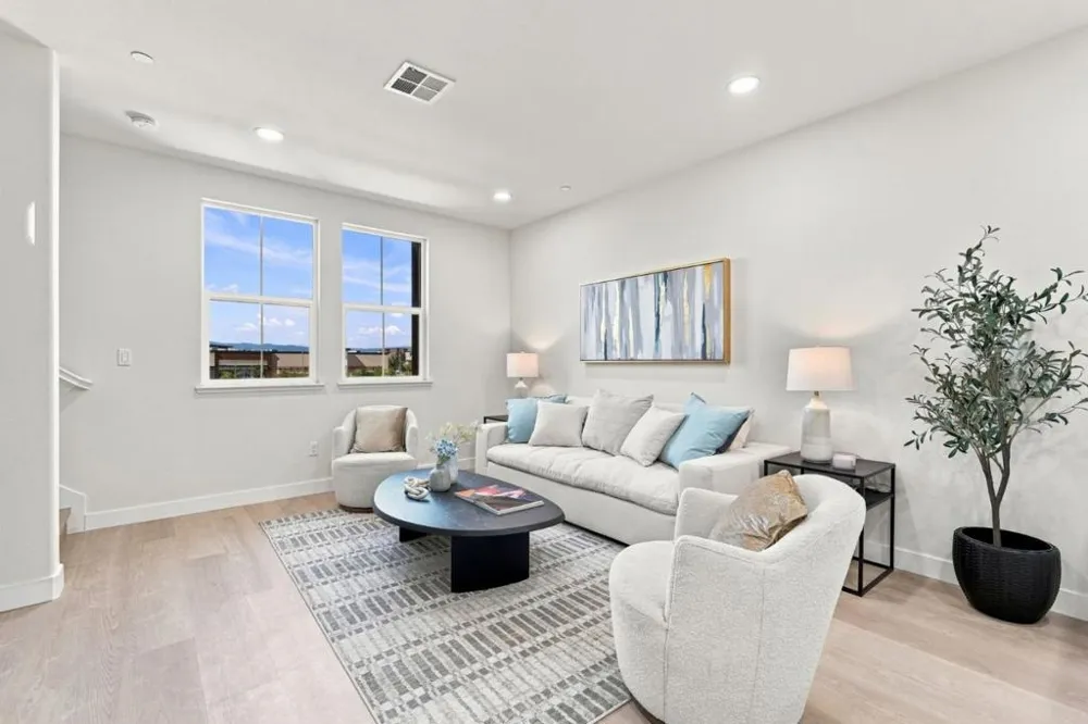 1025 Bellante Lane #4 San Jose, CA 95131