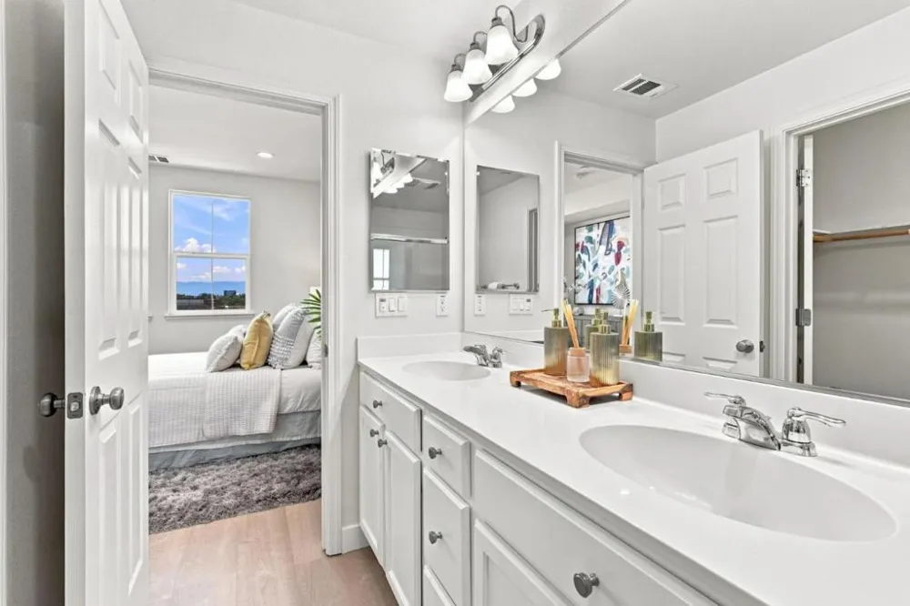 1025 Bellante Lane #4 San Jose, CA 95131