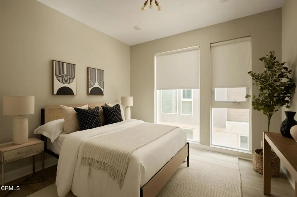 6899 Pollard Street Los Angeles, CA 90042