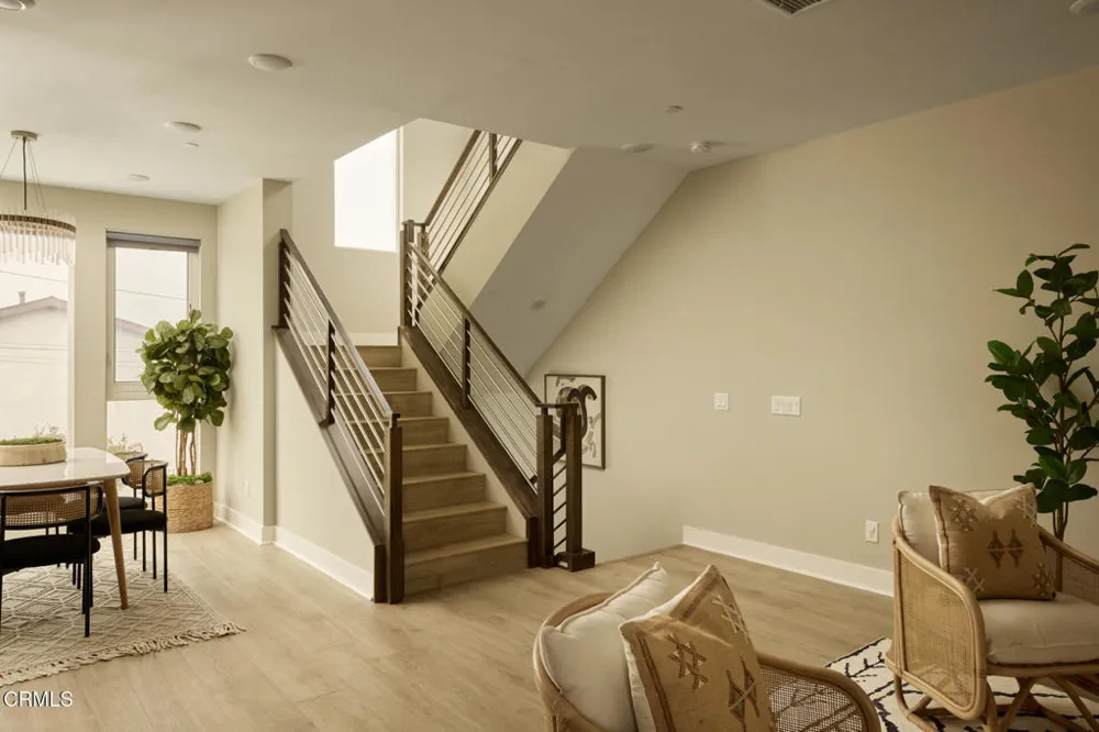 6899 Pollard Street Los Angeles, CA 90042