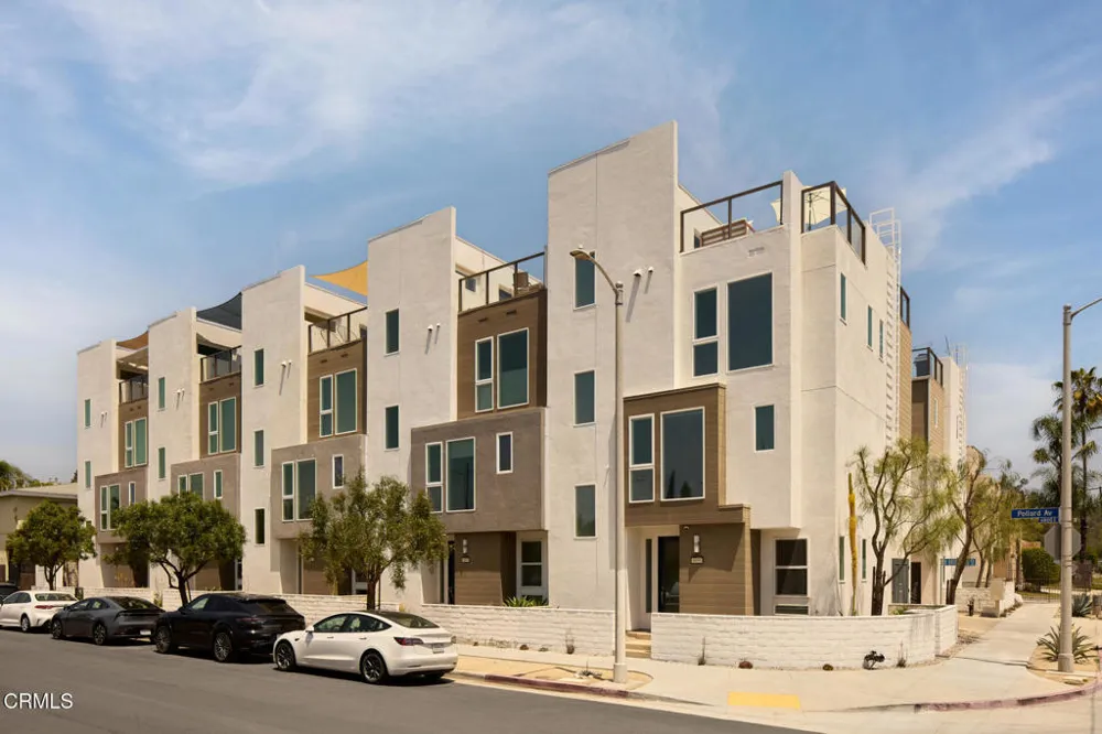 6899 Pollard Street Los Angeles, CA 90042