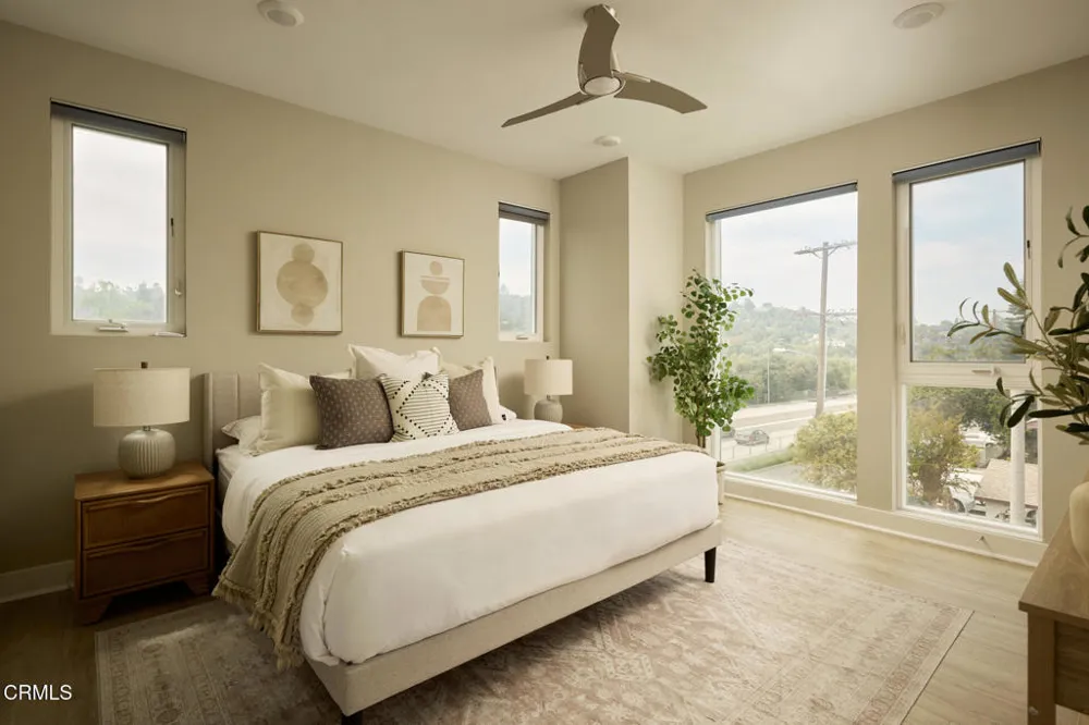 6899 Pollard Street Los Angeles, CA 90042