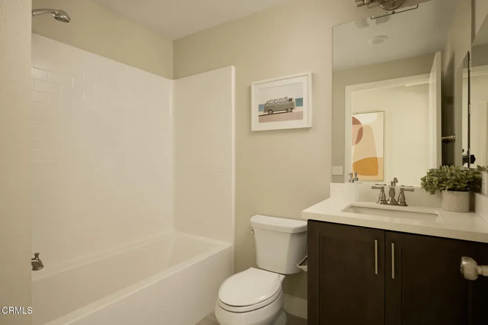 6899 Pollard Street Los Angeles, CA 90042
