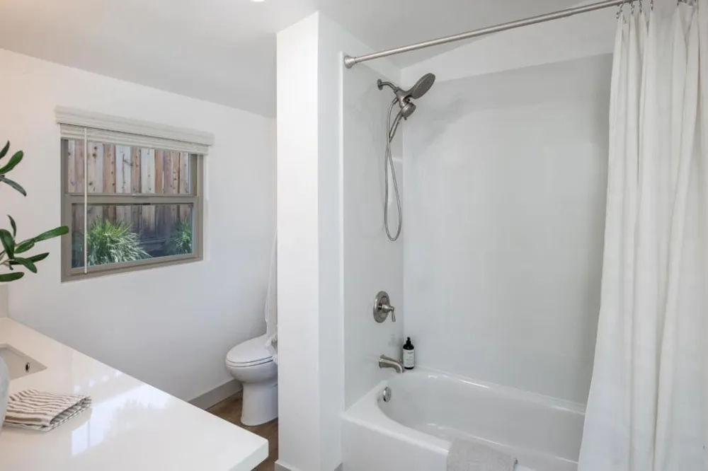 918 San Rafael Avenue Mountain View, CA 94043