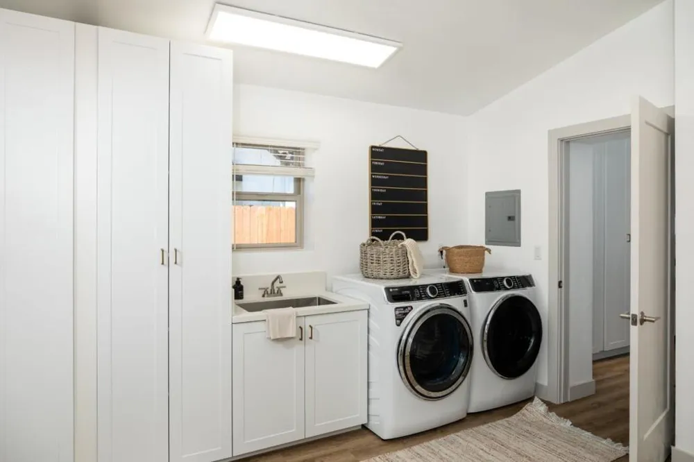 918 San Rafael Avenue Mountain View, CA 94043