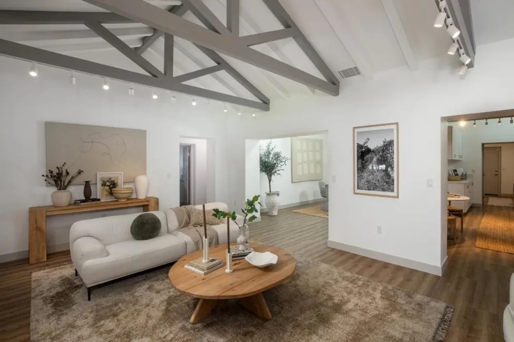 918 San Rafael Avenue Mountain View, CA 94043