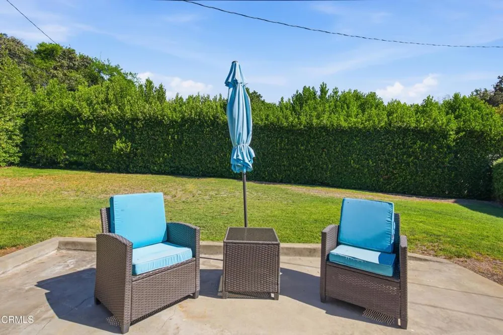 2101 Minoru Drive Altadena, CA 91001