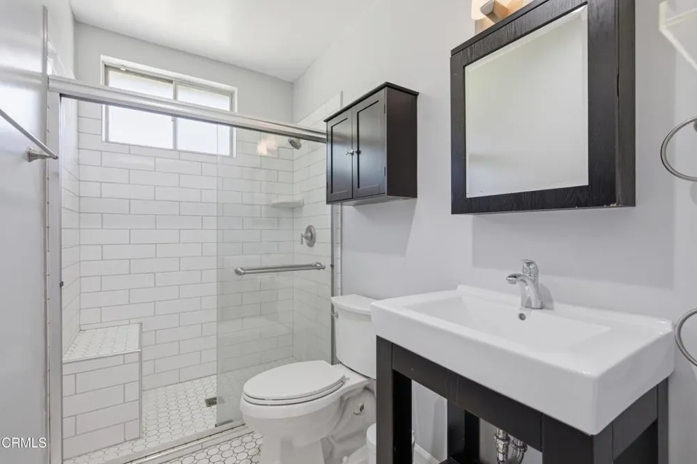 2101 Minoru Drive Altadena, CA 91001