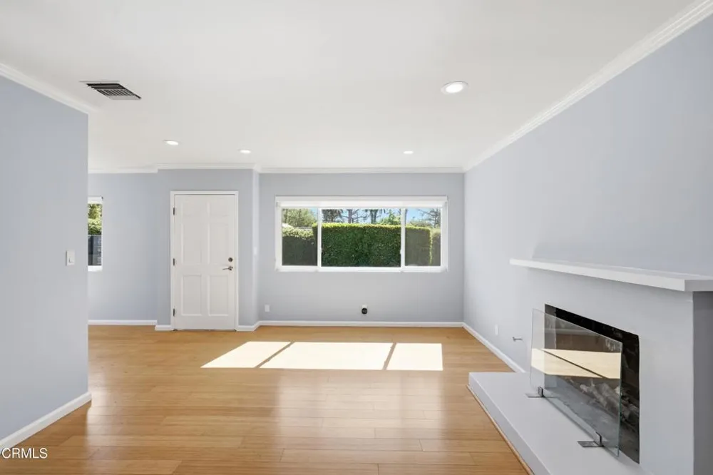 2101 Minoru Drive Altadena, CA 91001
