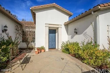 5431 Via Olas Newbury Park, CA 91320