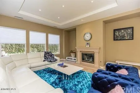 5431 Via Olas Newbury Park, CA 91320