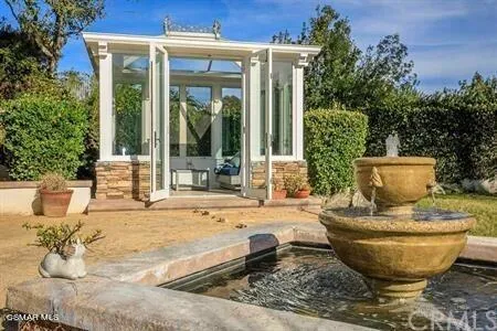 5431 Via Olas Newbury Park, CA 91320