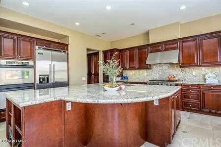 5431 Via Olas Newbury Park, CA 91320