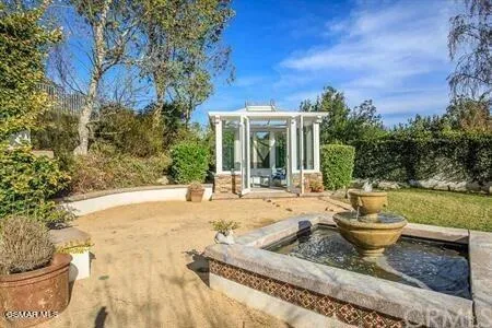 5431 Via Olas Newbury Park, CA 91320