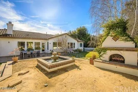 5431 Via Olas Newbury Park, CA 91320