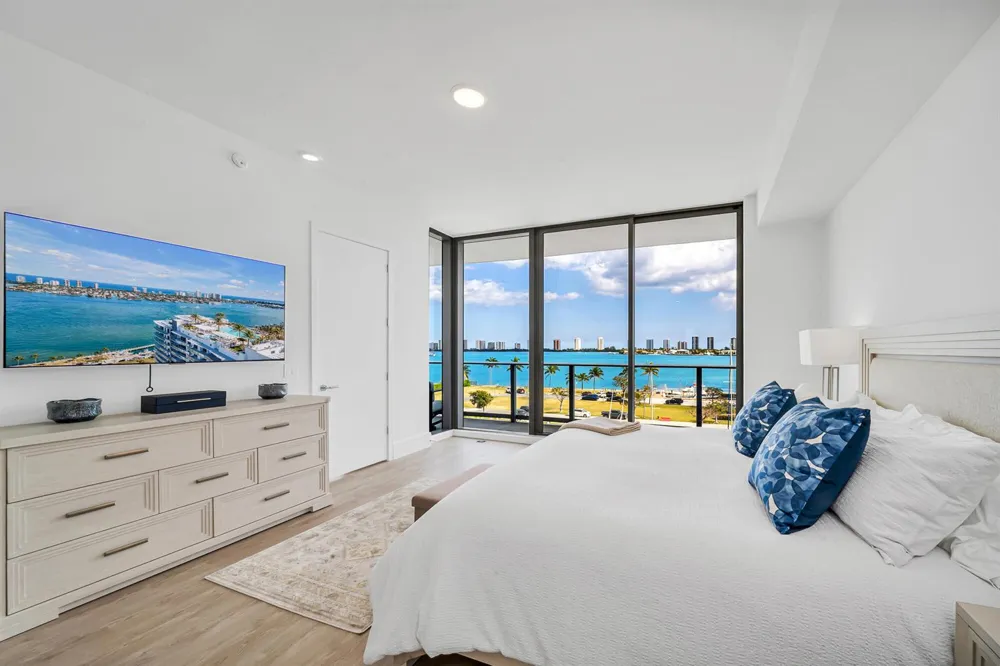 220 Lake Shore Drive #502 Lake Park, FL 33403