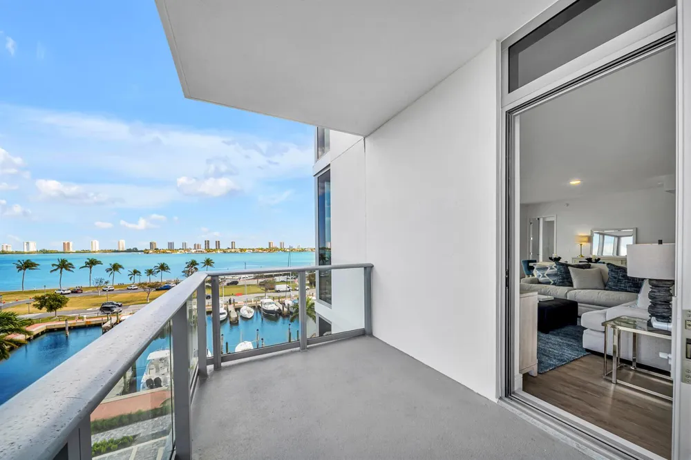 220 Lake Shore Drive #502 Lake Park, FL 33403