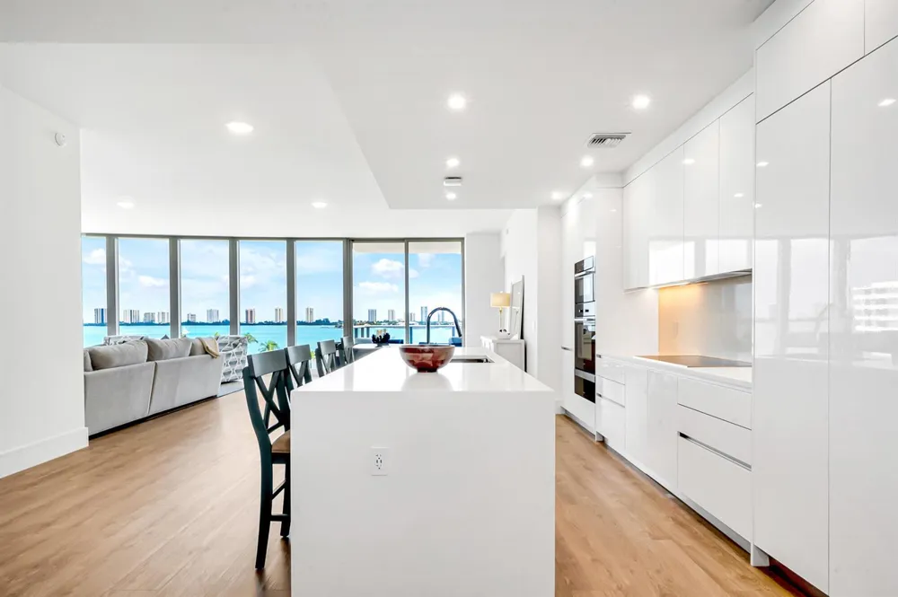 220 Lake Shore Drive #502 Lake Park, FL 33403