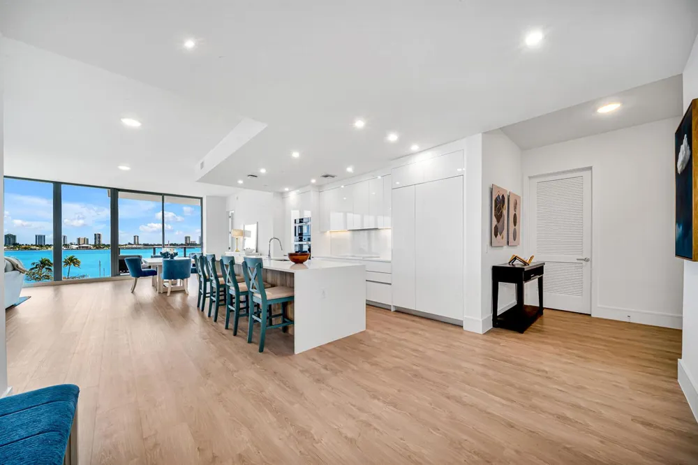 220 Lake Shore Drive #502 Lake Park, FL 33403