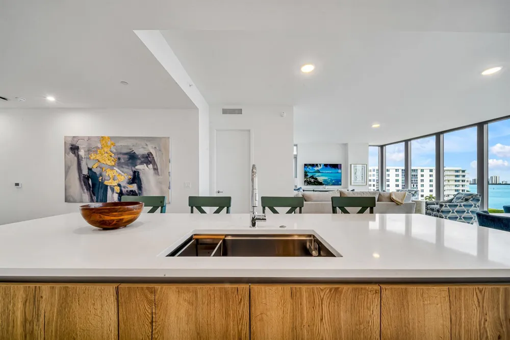 220 Lake Shore Drive #502 Lake Park, FL 33403