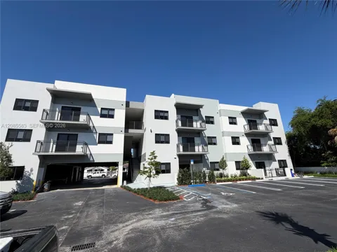 2641 NW 24th Ct #301