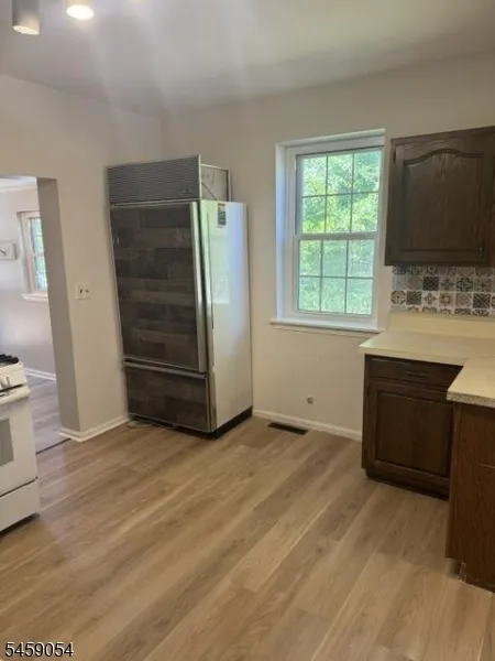 76 S Lincoln Ave Washington, NJ 07882