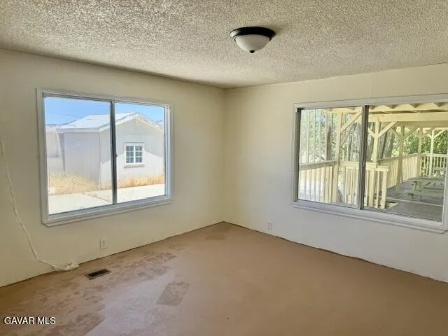 48245 235th Street Lancaster, CA 93536