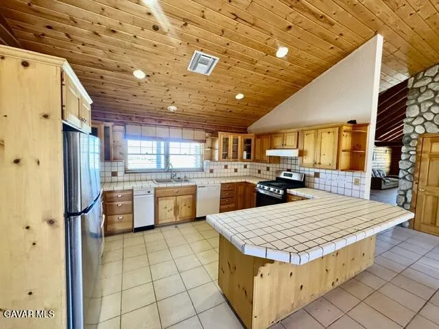48245 235th Street Lancaster, CA 93536