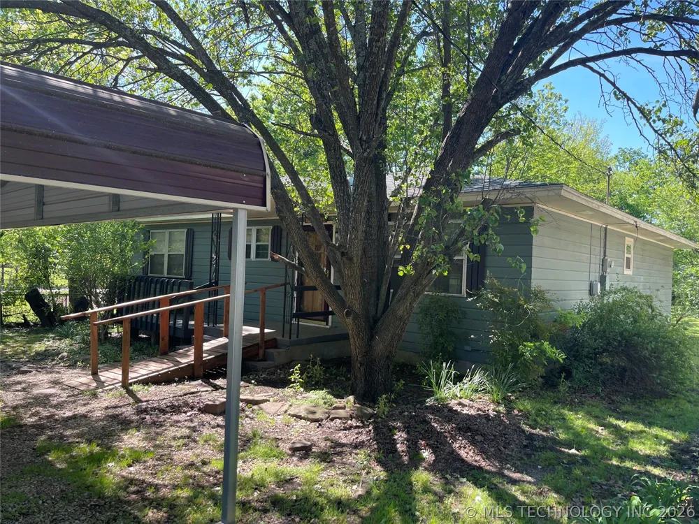 346 W 8th Street Atoka, OK 74525