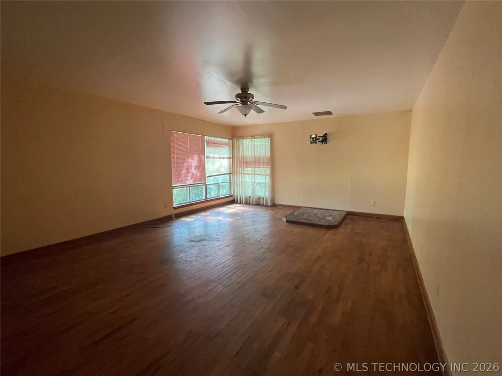 346 W 8th Street Atoka, OK 74525