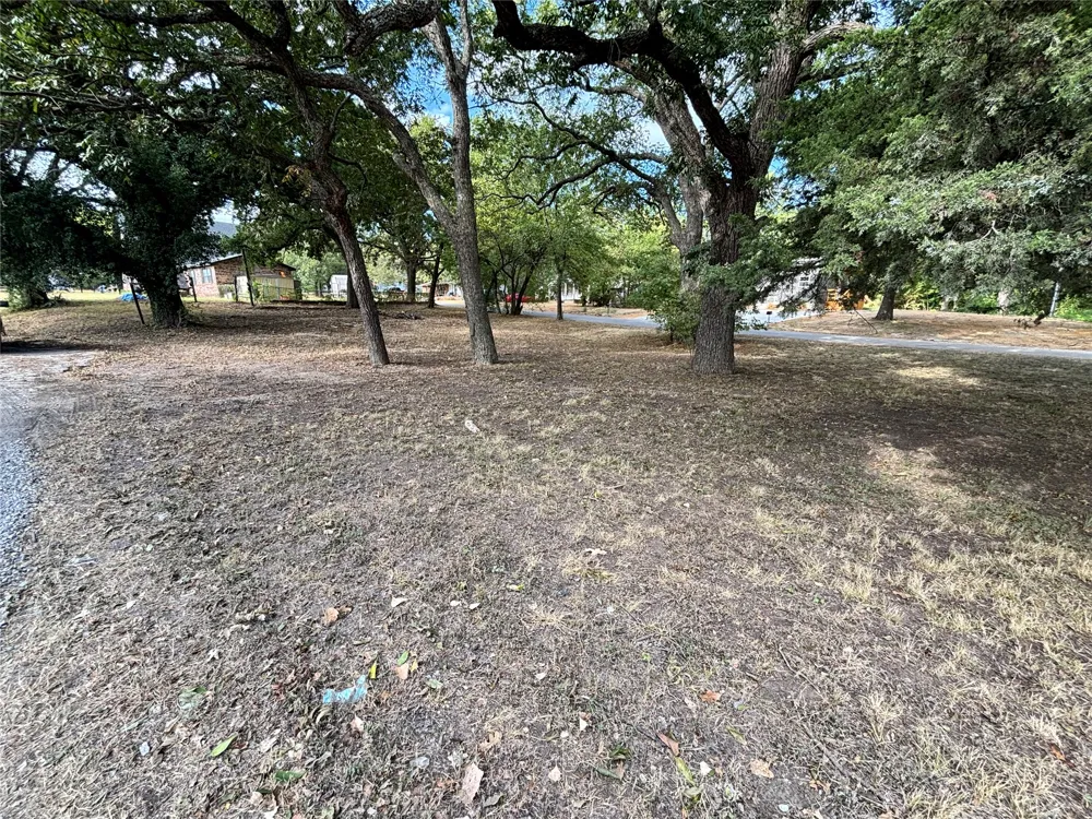 1003 SE Carter Street Ardmore, OK 73401