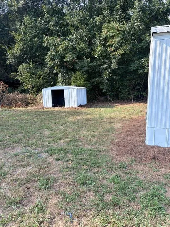 322 Brown Road Linwood, NC 27299