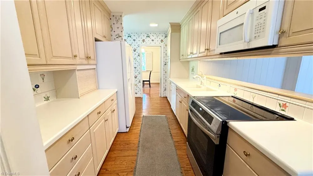 612 Peachtree Street Lexington, NC 27292