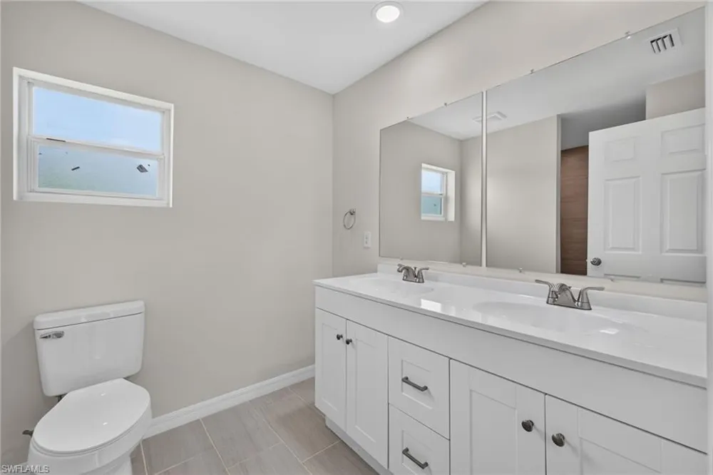 3307 Andalusia Boulevard Cape Coral, FL 33909