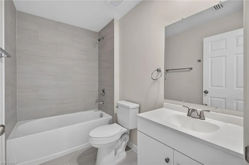 3307 Andalusia Boulevard Cape Coral, FL 33909